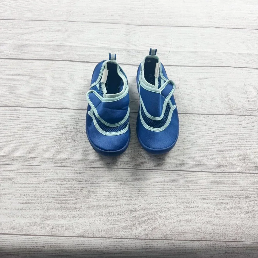Children’s Place Kids Water Shoes Slip On Swim Beach Shoes 11-12